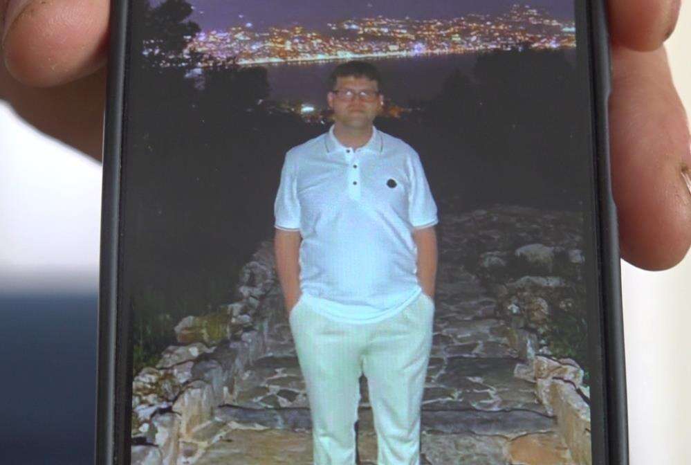 Esrarengiz kayıp! Otomobilini bırakıp ayakkabısız uzaklaştı, 4 gündür ortada yok 3